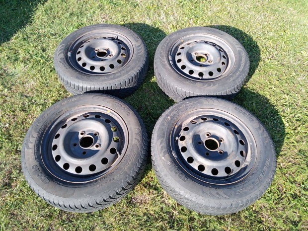 15" (KIA/Hyundai) lemezfelni szett, tligumival Veszprmben elad