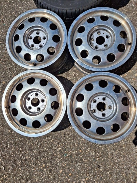 15" gyári Audi (VW csoport) alufelni garnitura