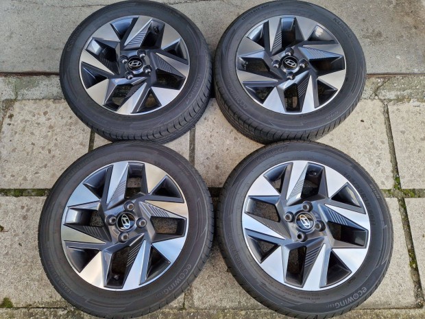 15" gyri Hyundai i10 alufelni jszer Kumho nyri gumik 4x100 felni