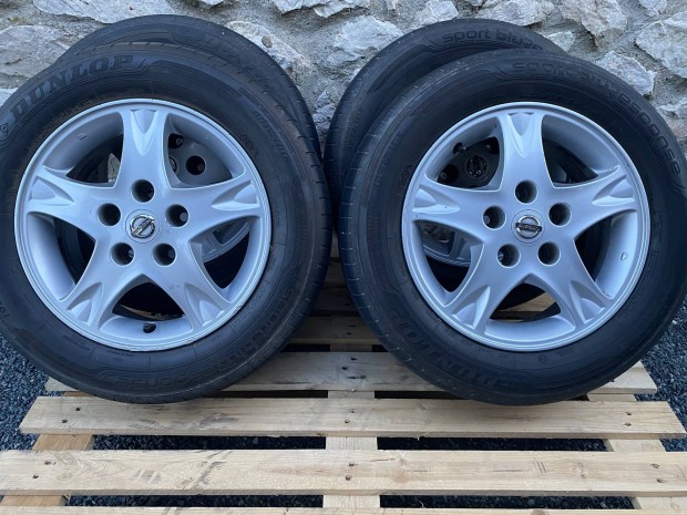 15" gyri Nissan Almera Tino alufelni 5x114,3