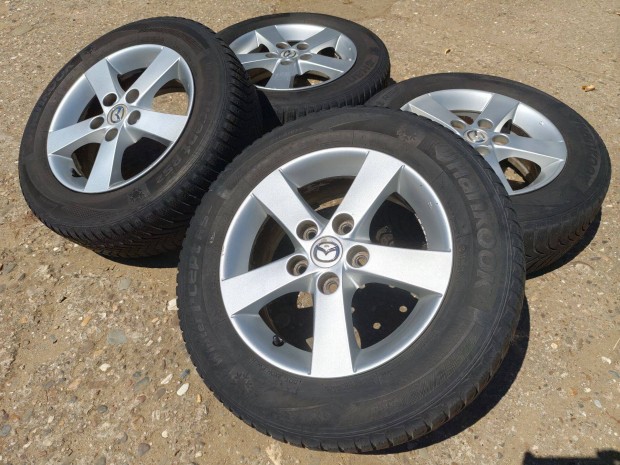 15"-os Mazda 6 alufelni 195/65R15 téli gumival