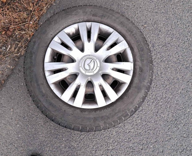 15'-os, Mazda aclfelni+tli gumi+dsztrcsa elad