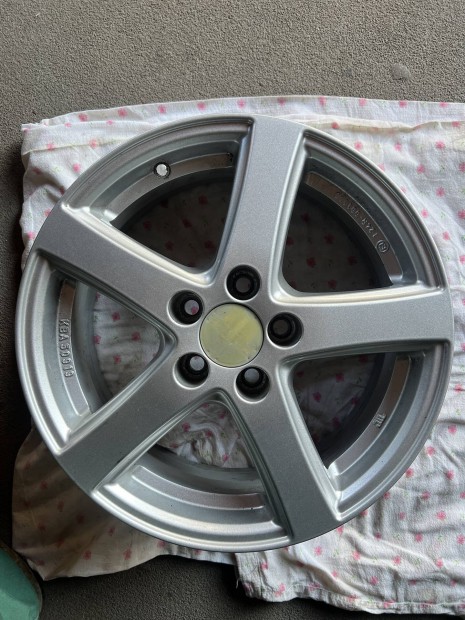15"-s alufelni