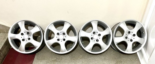 15" x 7" 4x100mm Alufelni Elad�