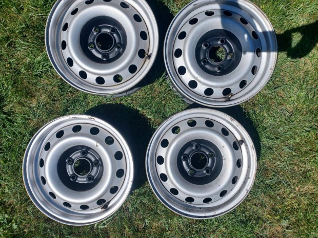 15 col 5x108 lemezfelni Peugeot 308 Expert Citroen Jumpy Fiat Scudo