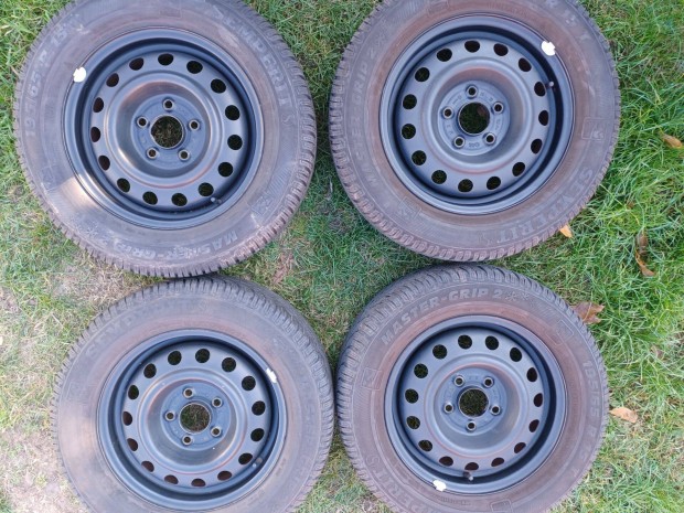 15 col 5x114,3 Kia - Hyundai lemezfelni tli gumival