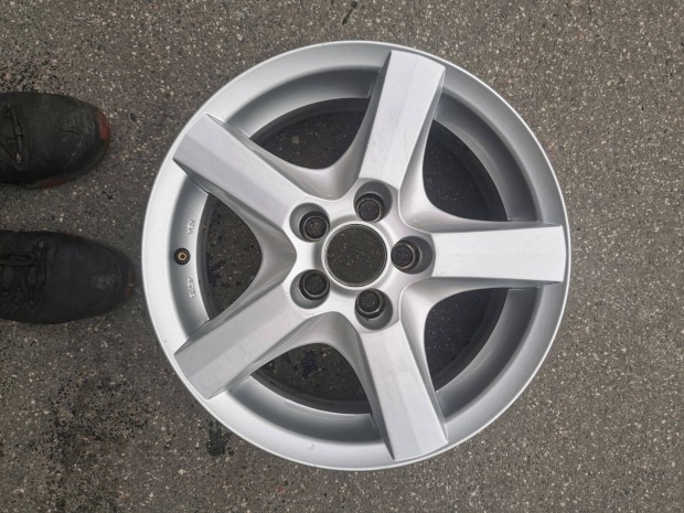 15 collos alufelni elad