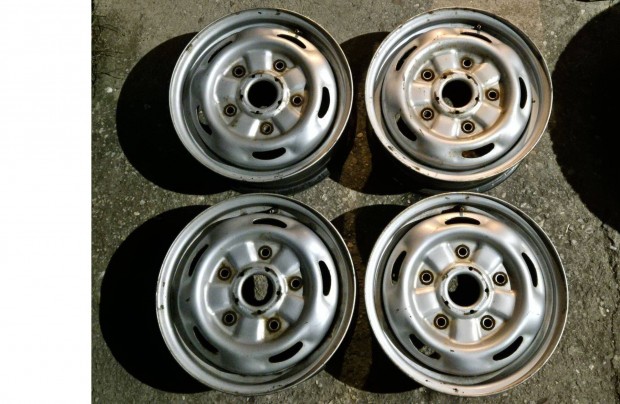 15 colos Ford Transit ac�lfelni 5x160 lemezfelni R15 felni