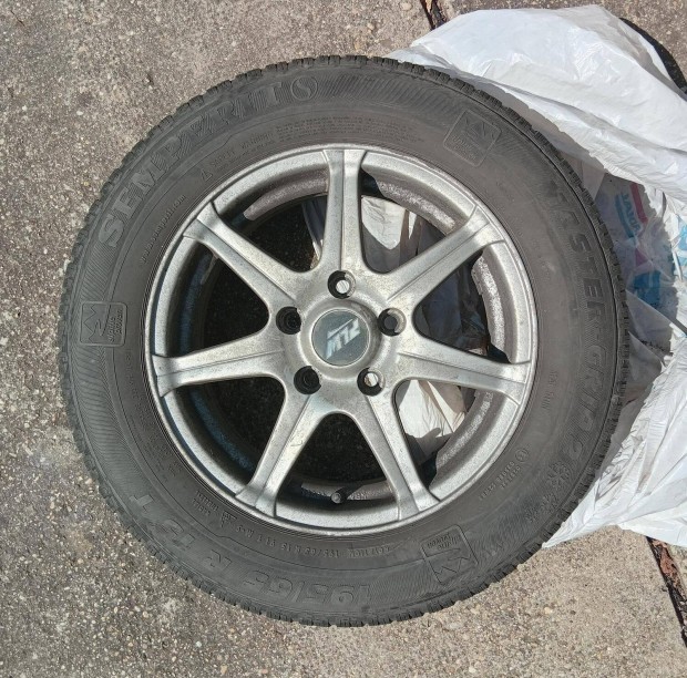 15 colos aluminium (5x114,3) felni tli gumival