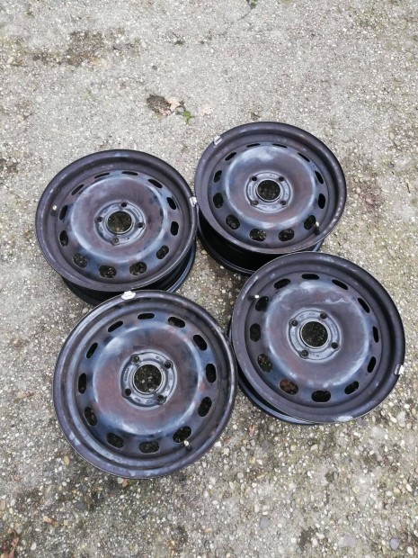 15 colos lemezfelnik