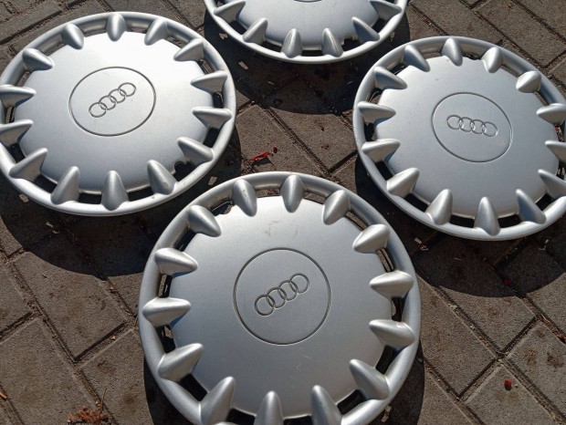 15-s Audi gyri dsztrcsa garnitra