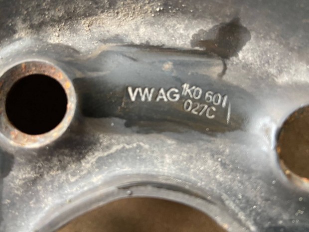 15-s Lemezfelni garnitra 5*112