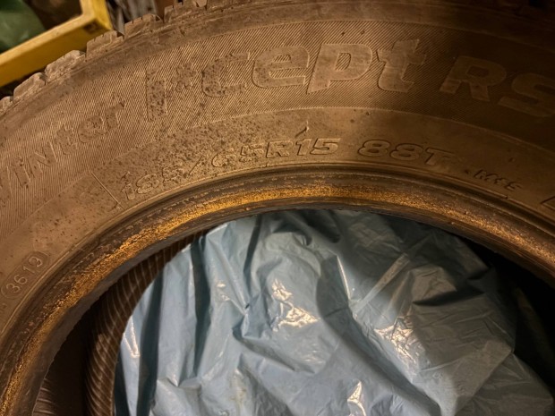 15-�s teli gumi szett