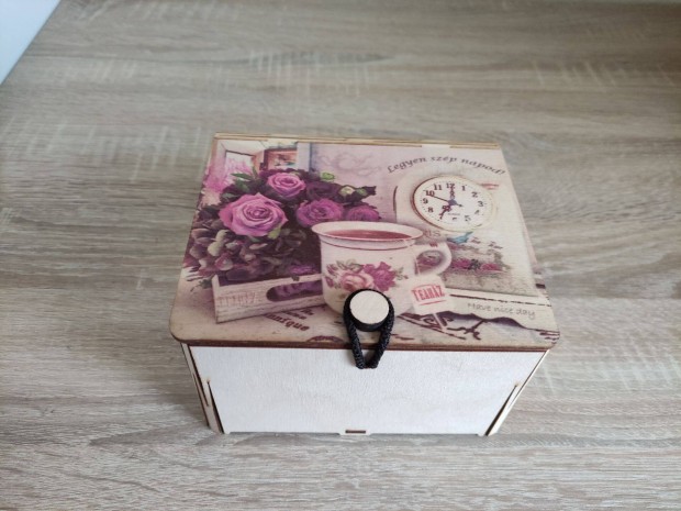 15x13x8 cm-es j fa doboz tea filternek csecsebecsnek