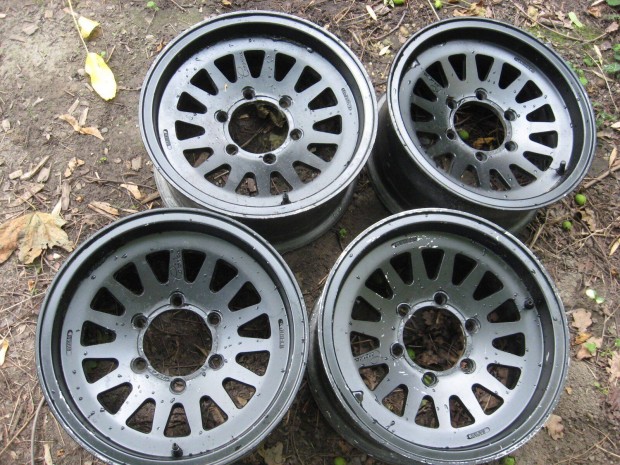 15x7J 15-s alufelni ET16 Safari R15 Hiace Terrano Patrol pajero L200