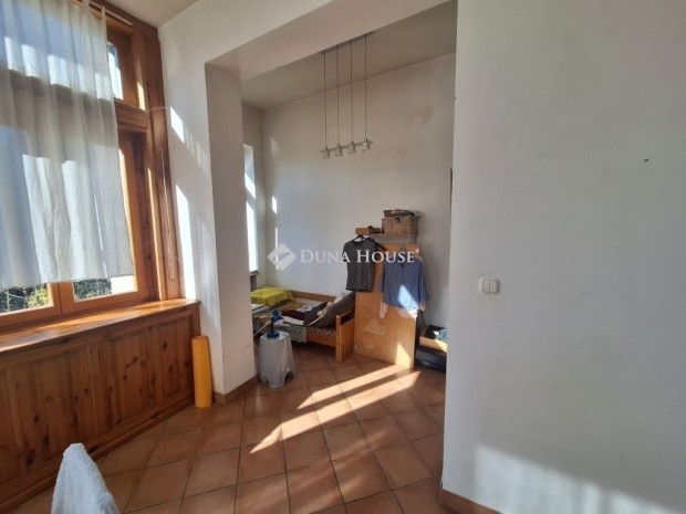 160 nm-es h�z elad� Szombathely