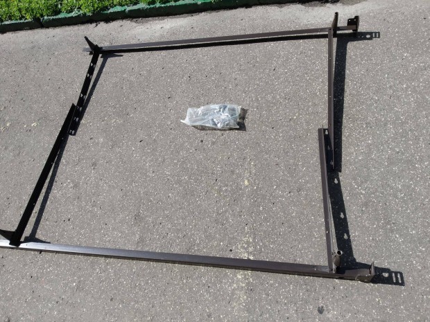 160 x max.135 cm Új Fém ágykeret gurulós 79C Adjustable Bed Frame