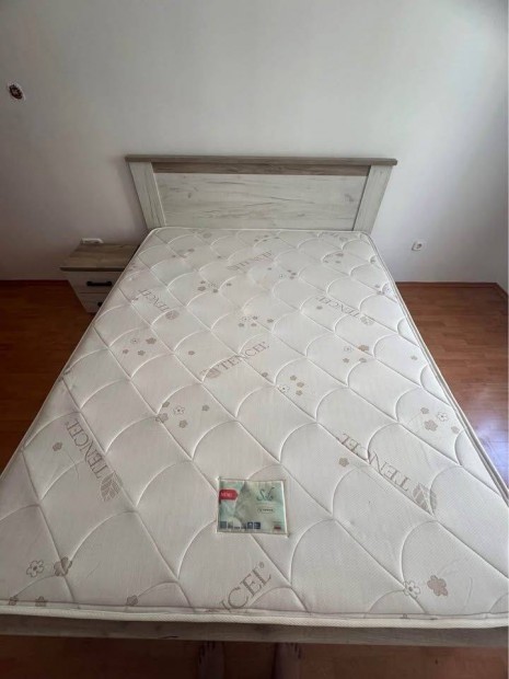 160x200 Matrac+ágykeret+rácsok+éjjeliszekrény