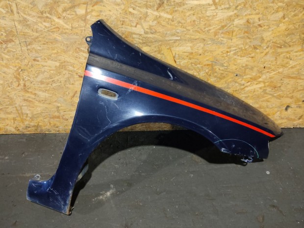 163043 Fiat Stilo 5 ajtós, sötétkék színű Jobb első sárvédő, a képen