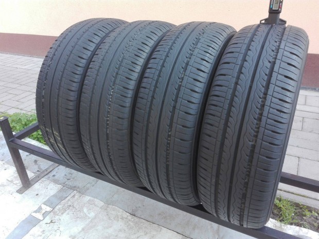 165/60R14 Kumho nyri gumi garnitra 165/60 r14