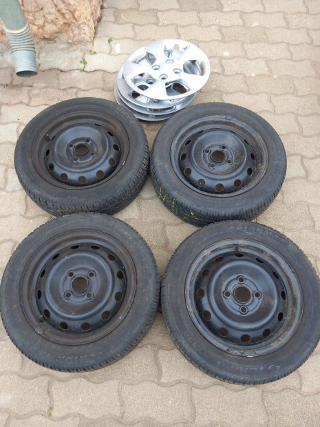 165/60 R14 Ny�ri gumi szett felnivel �s t�rcs�val