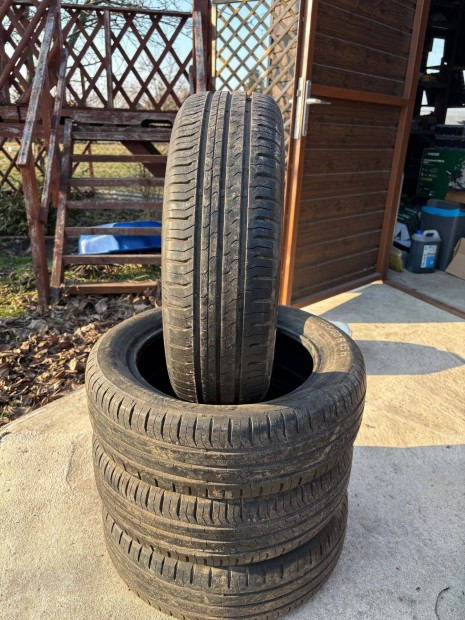 165/60 R15 Continental nyri gumi