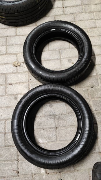 165/60 R15 Continental nyrigumi