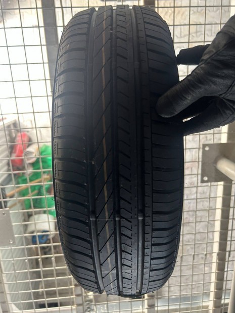 165 60 R15 Goodyear Ultragip DOT18