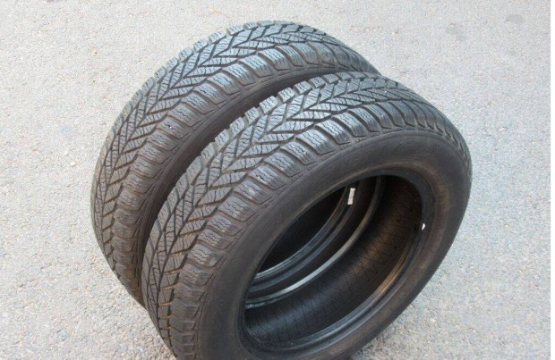 165/70R14 Debica Frigo olcsó idős téligumi pár 14" téli gumi