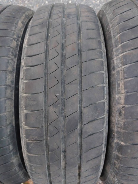 165/70R14 nyárigumi
