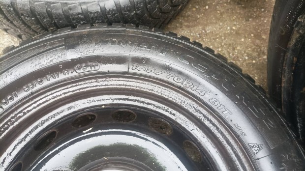 165/70/14 es Tli Gumi Felnivel