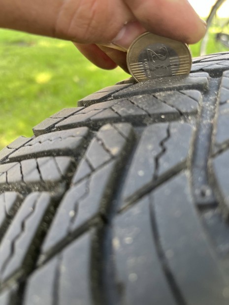 165/70 R14 4 vszakos gumiabroncs 