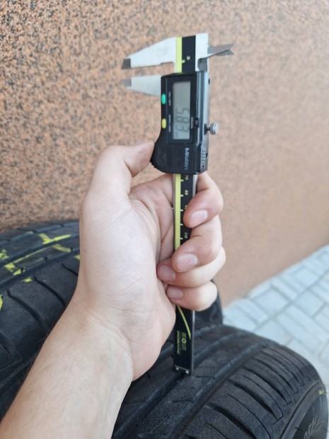 165/70 R14 Laufen nyri gumi szett