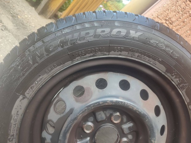165/70 R14 tligumi felnivel