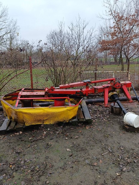 165cm munka sz�less�g� n�met dobkasza keresi �j gazd�j�t!