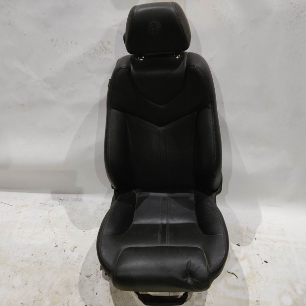 166425 Alfa Romeo GT 2003-2010 jobb első bőr ülés
