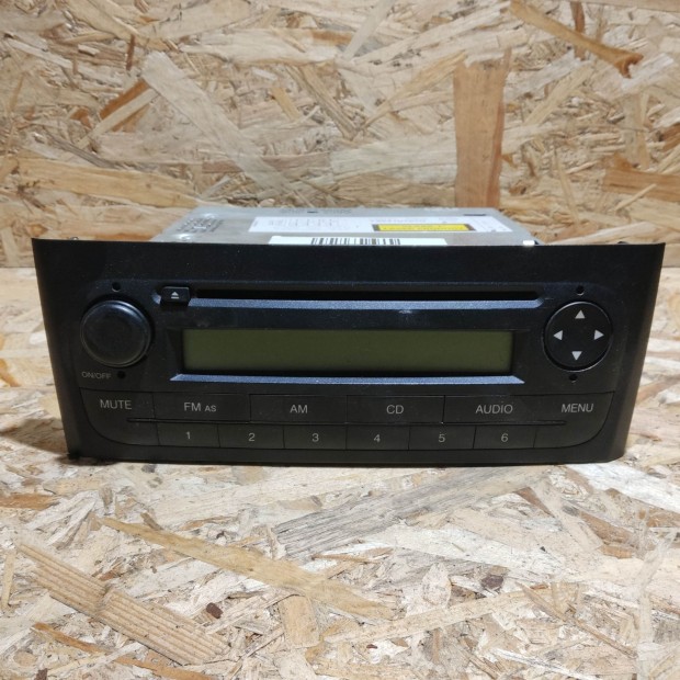 167147 Fiat Grande Punto 2005-2009 Grundig Cd-s rádió. Kód nincs