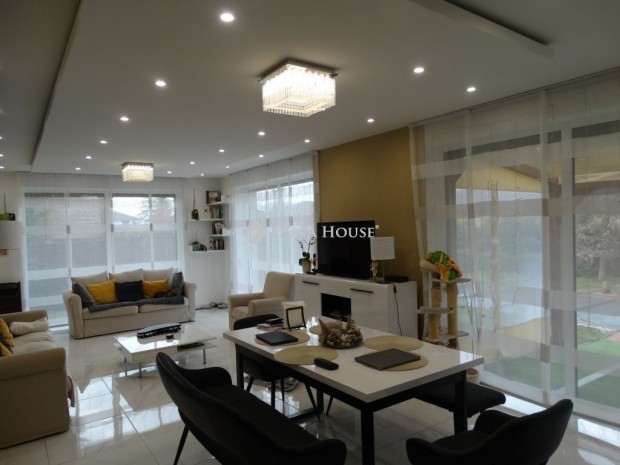 167 nm-es h�z elad� Debrecen