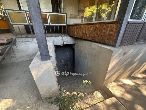 167 nm-es h�z elad� Dunaharaszti