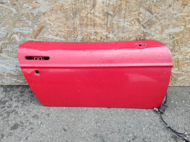 168710 Fiat Barchetta 1995-2004 piros színű jobb oldali ajtó, a