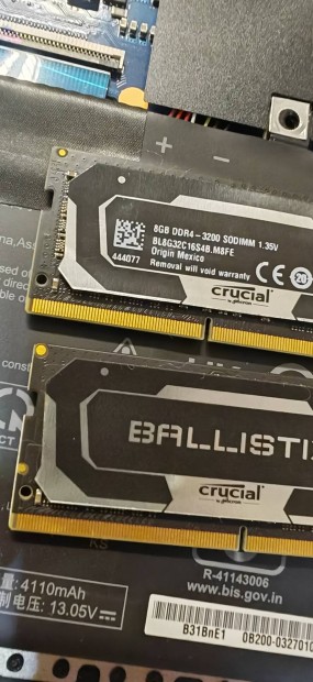 16GB Cruical Ballistrix XMP 3200MHZ memria  so dim Ddr4 