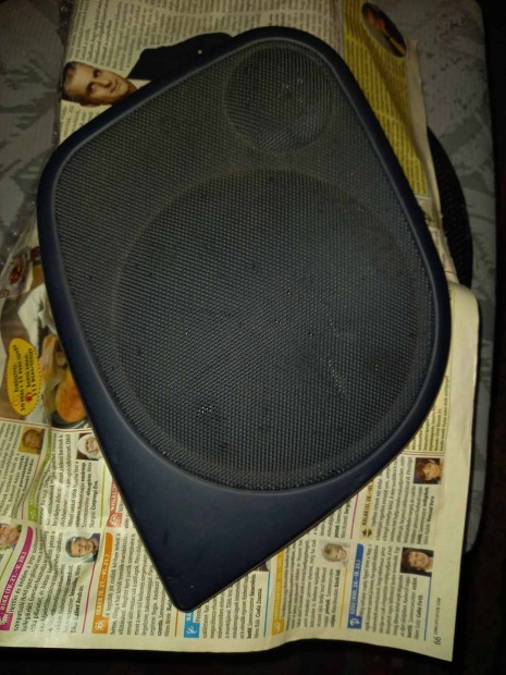 16,5 cm-es + magas hangszórórács