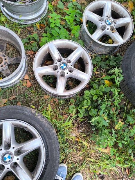 16 BMW felni elad