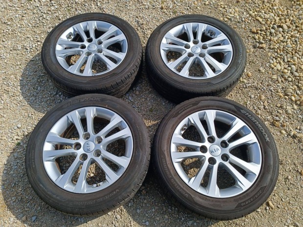 16" 16 gyári Kia Ceed alufelni szenzorok 90%-os nyárigumik 5x114 felni