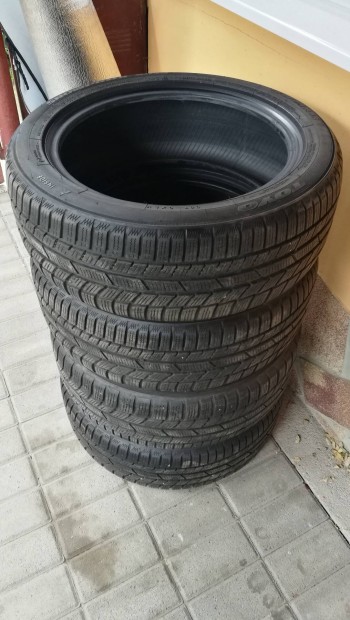 16" 195/50 Toyo tligumi garnitra elad