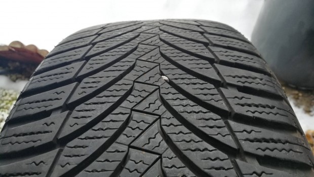 16" 205/55 Nexen t�ligumip�r elad�