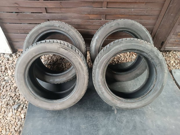 16" 205/55 R 16 téli gumi eladó!