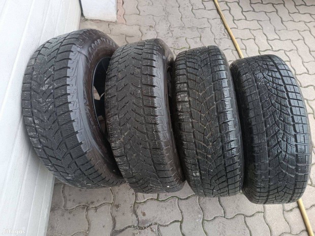 16" 215/70 R 16 téli gumi eladó!