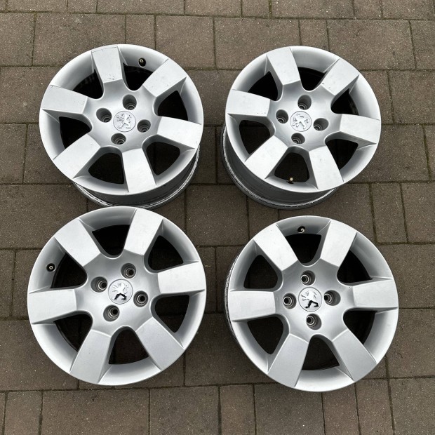 16" 4x108 7J ET29 Peugeot alufelni elad! Gumival is!