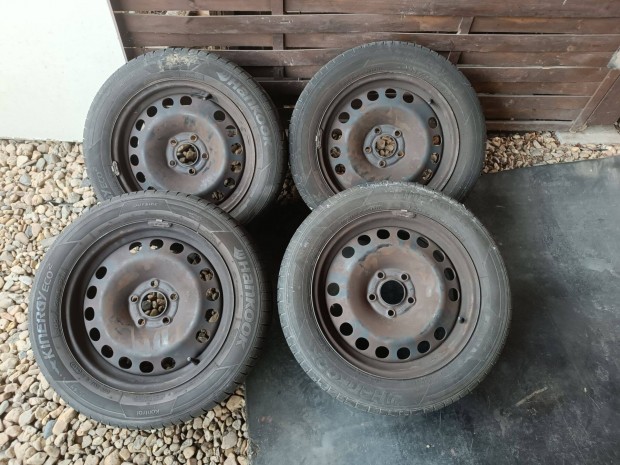 16" 5x110 Gyári Opel lemez felni nyári gumival eladó!